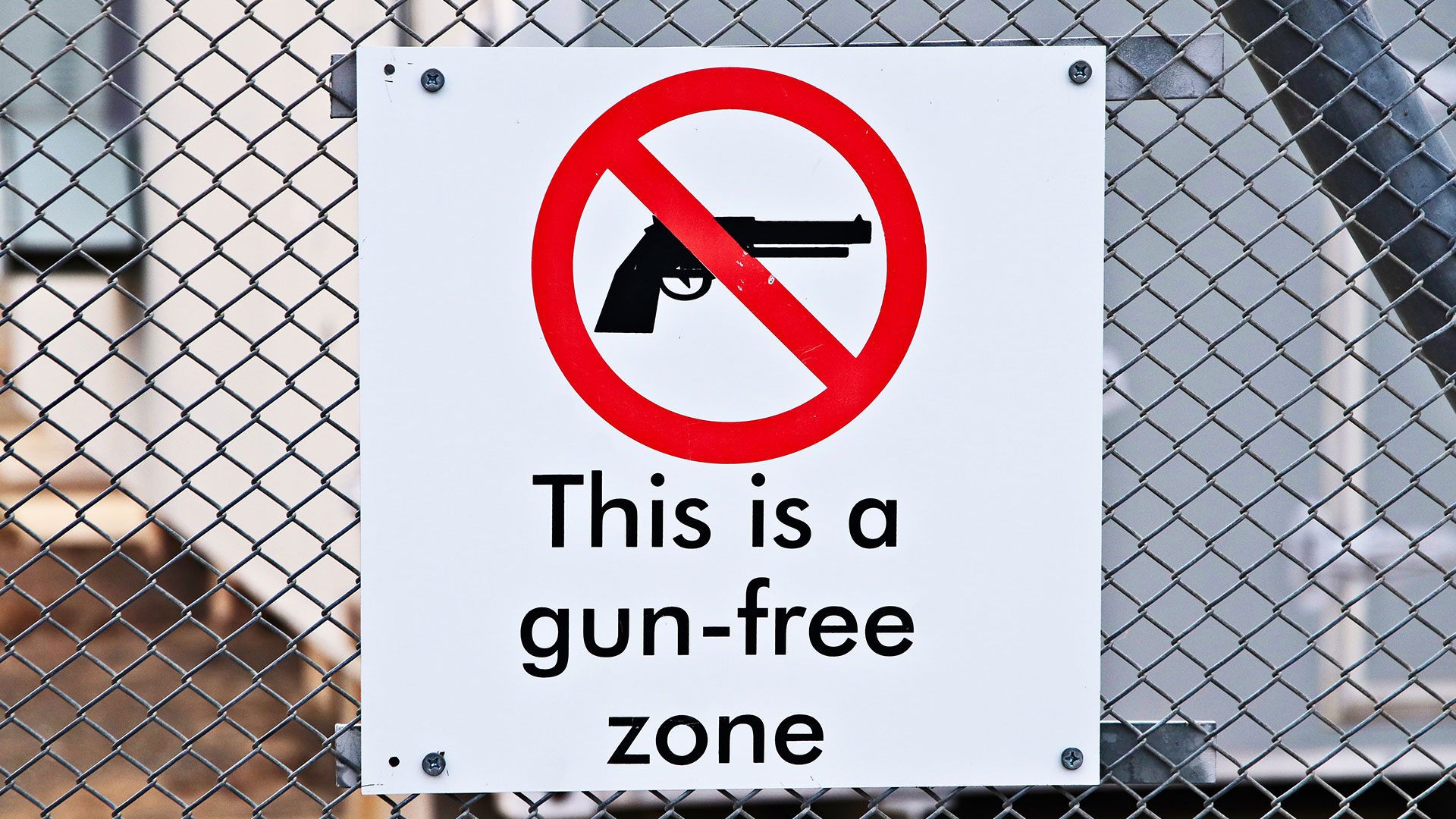 Canada to ban handgun import until passage of gun control law