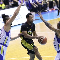 Alas aces PBA return as NLEX holds off Magnolia to stay alive