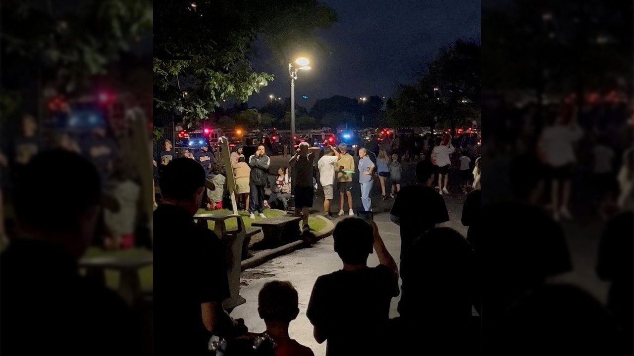 3 people injured in shooting outside Six Flags theme park in Illinois