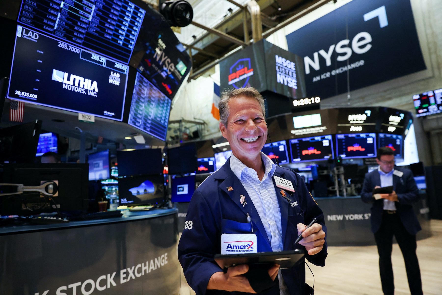 Wall Street rallies on economic data, crude falls as stockpiles jump