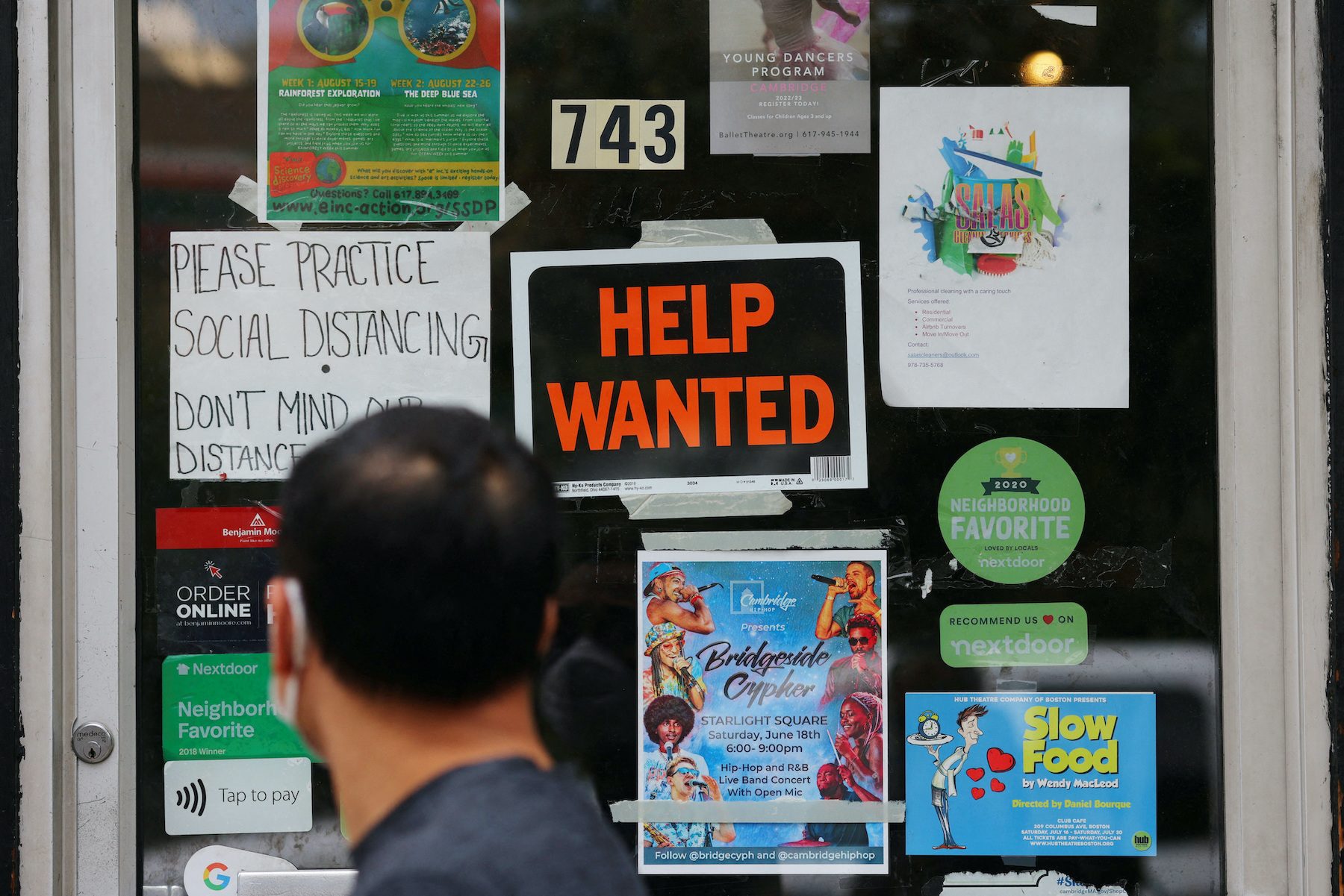 US labor market defies interest rate hikes as job openings rise high in July 2022