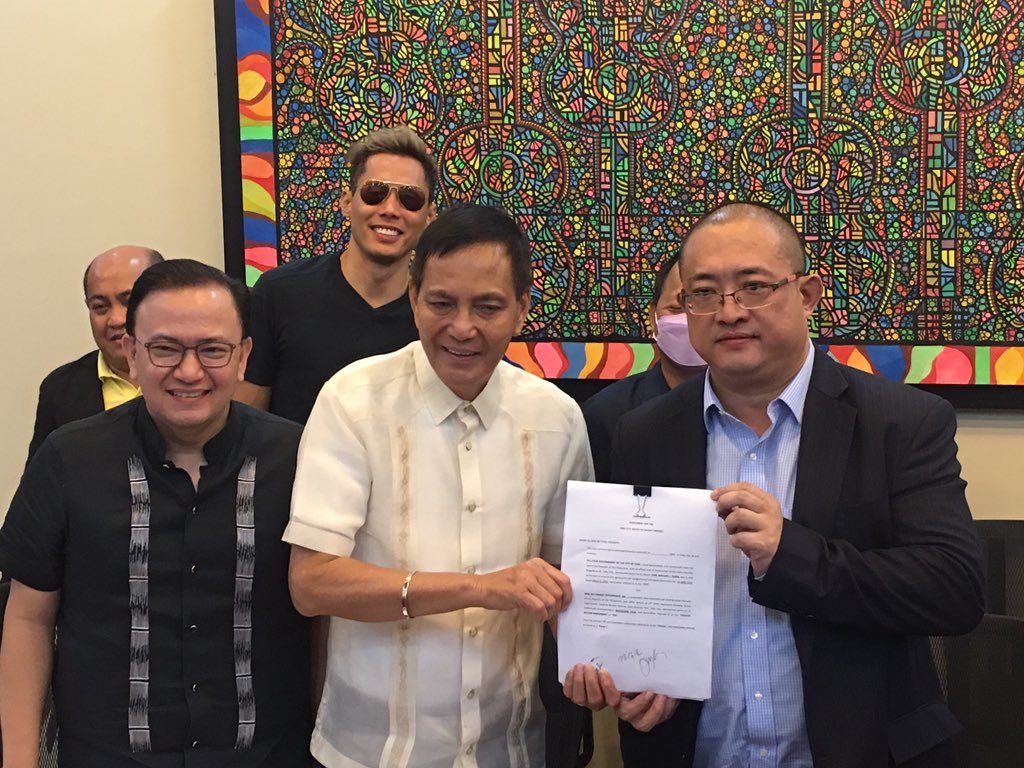 Cebu City Mayor Rama signs joint venture deal for waste-to-energy facility
