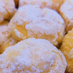 Simply the zest! Try lemon crinkles by this Pasay home bakery