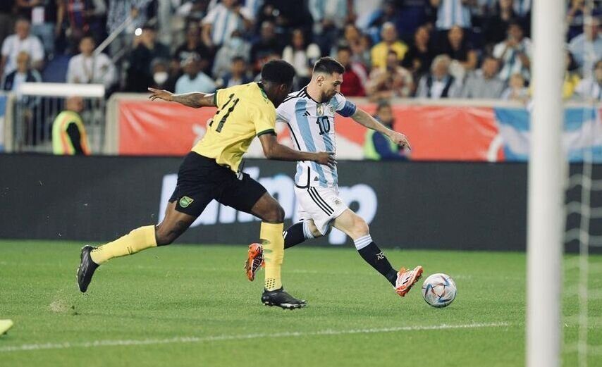Messi comes off the bench to notch double as Argentina beats Jamaica