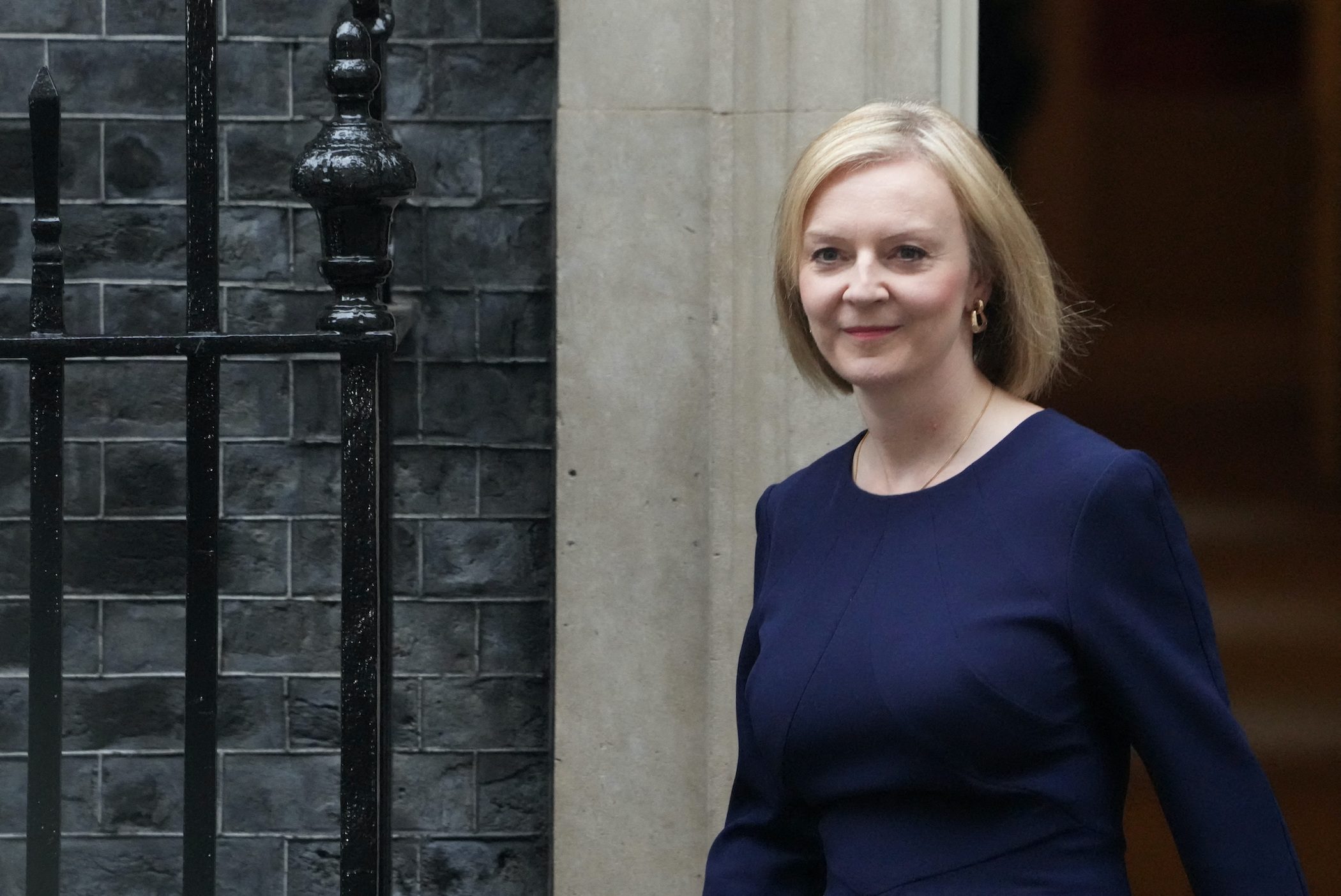 UK’s Truss sticks with tax cuts as she breaks silence after market rout
