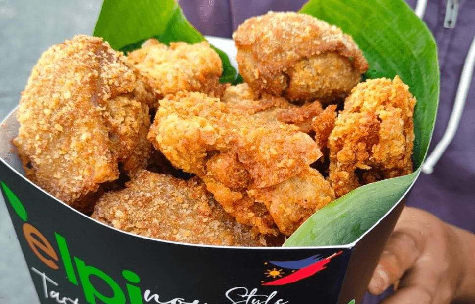 It’s crunch time! Get a bucket of plant-based ‘fried chicken’ from this Quezon City shop