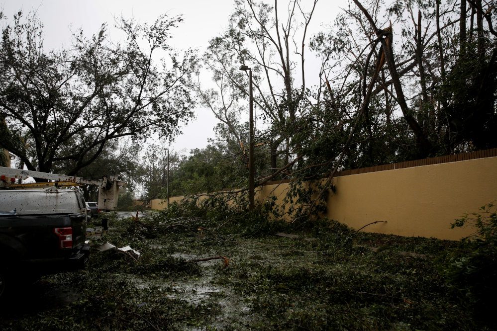 Hurricane Ian pummels Florida’s Gulf Coast with catastrophic fury