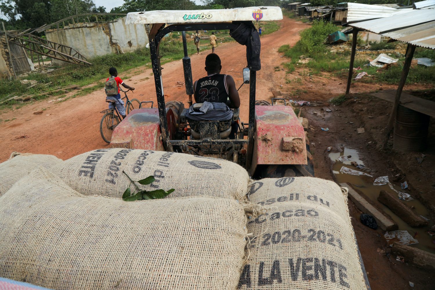 Ivory Coast expects all its cocoa will be traceable within a year