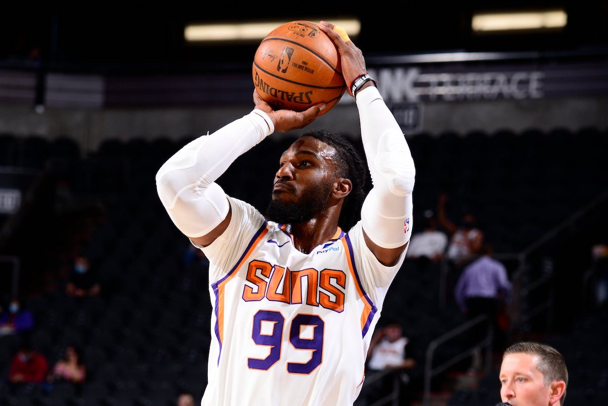 Suns trying to trade Jae Crowder, who isn’t reporting to camp