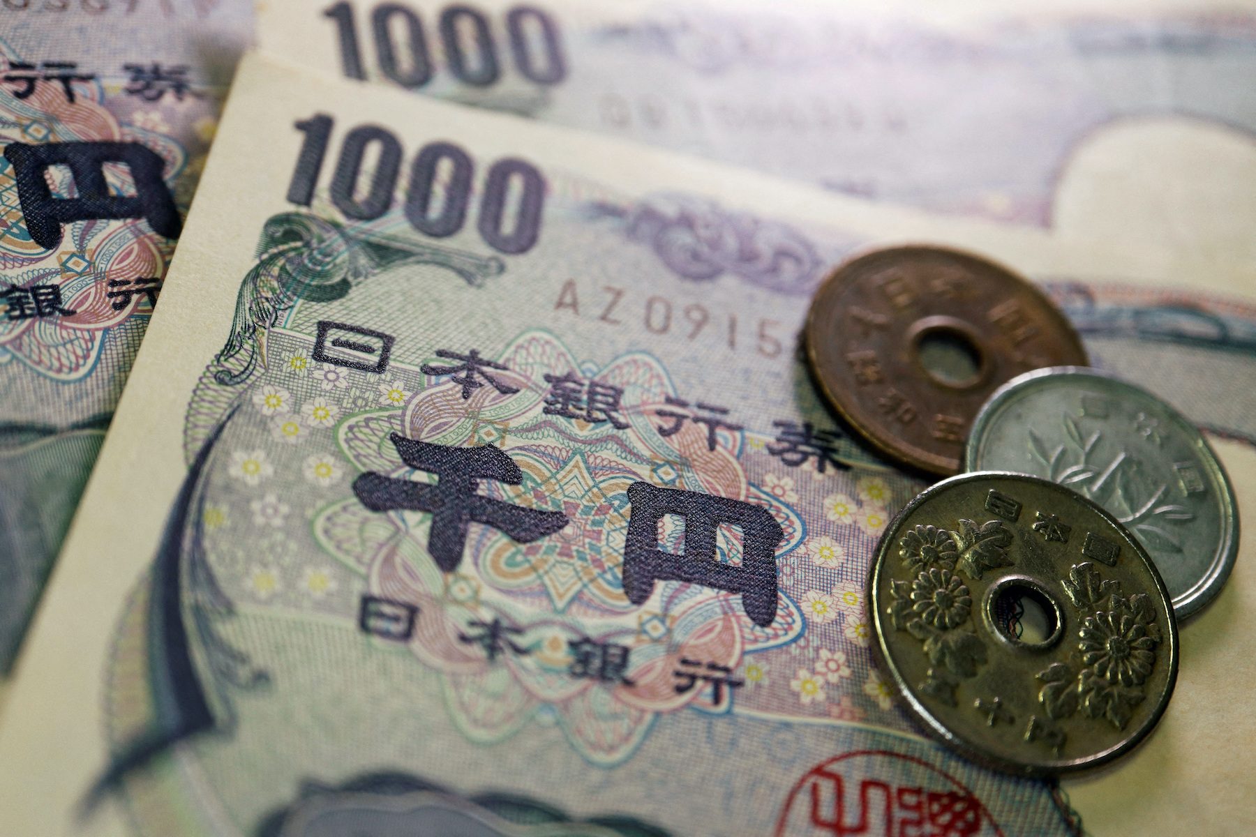 EXPLAINER: What would Japan’s currency intervention to combat a weak yen look like?