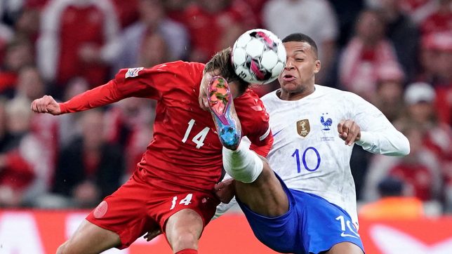 Mbappe can’t do it all himself, says coach as France falls to Denmark in Nations League