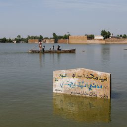 Pakistan rescues 2,000 from floods as UN warns on child deaths