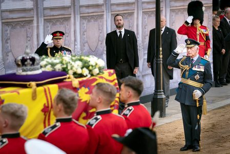 King Charles to host world leaders ahead of queen’s funeral