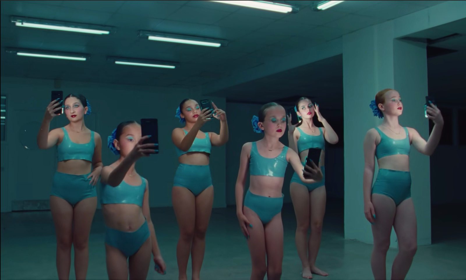 WATCH: Christina Aguilera brings ‘Beautiful’ into social media age with new music video