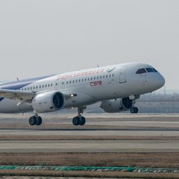 Downpour halts China’s search for jet crash victims, black boxes