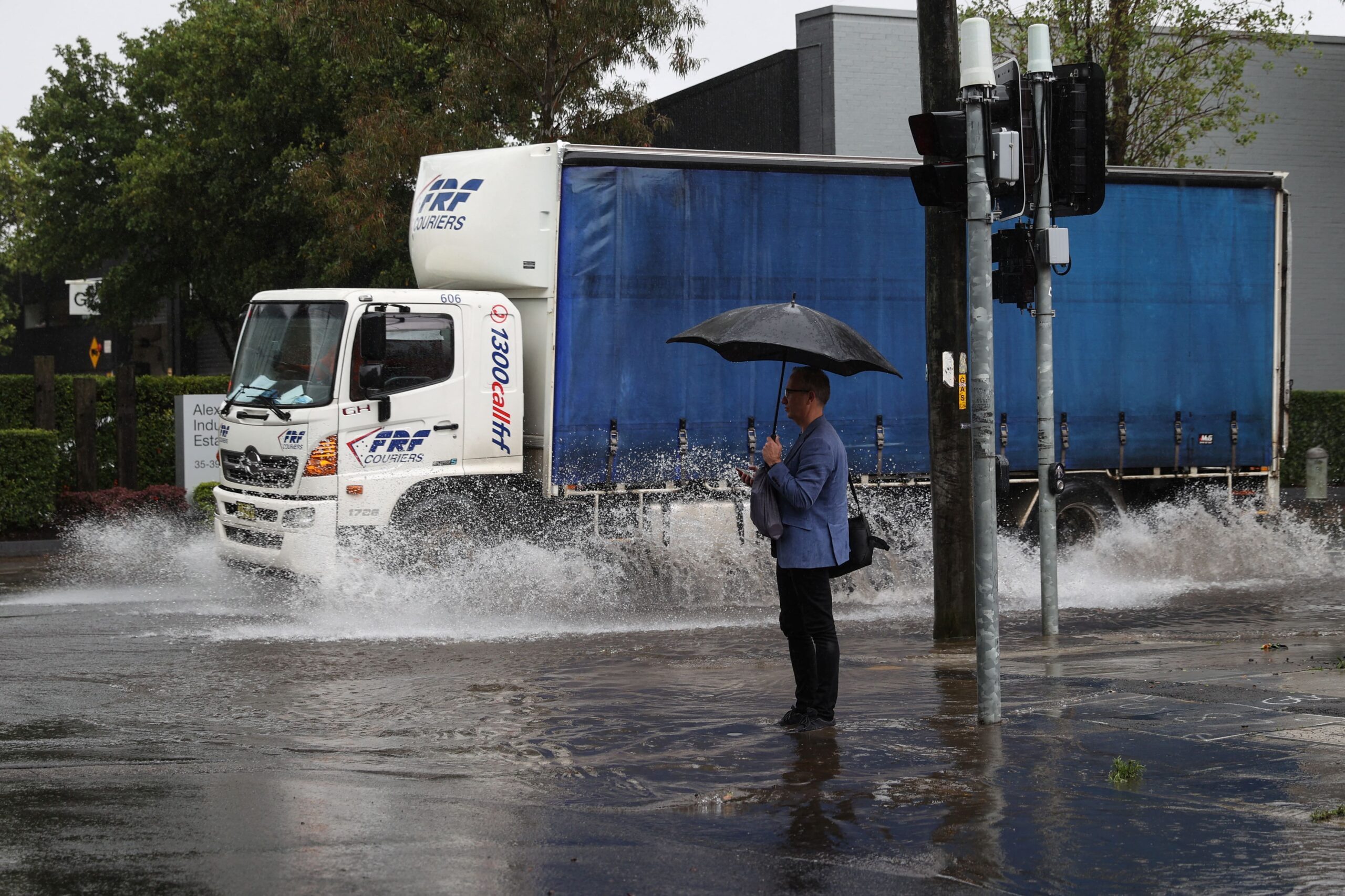 Heavy rain eases in Australia’s New South Wales, flood warnings remain
