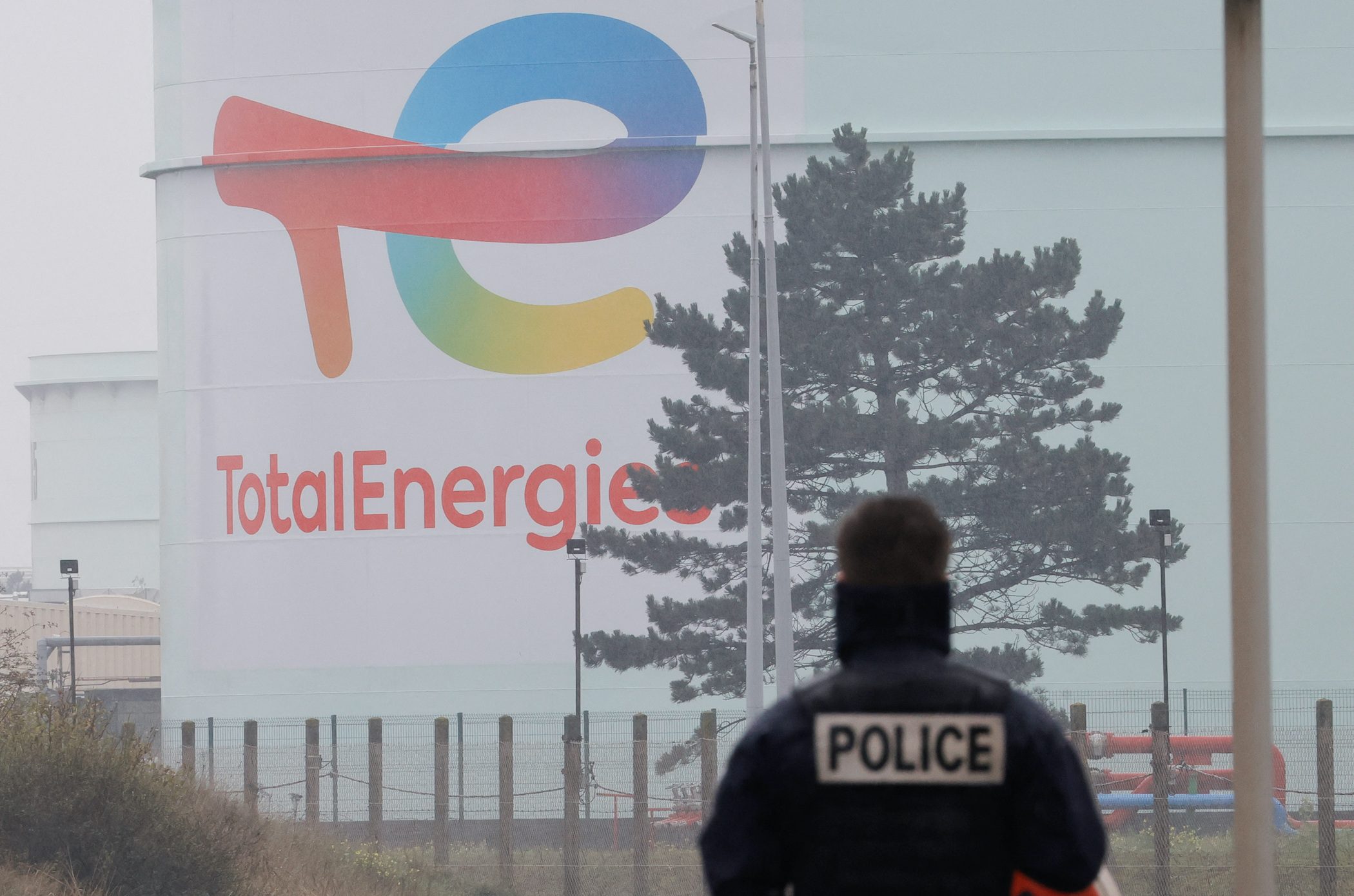 CGT union shuns TotalEnergies talks as French fuel crisis drags on