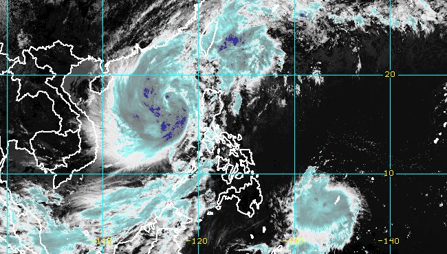 Paeng re-intensifies into severe tropical storm; Queenie now a tropical storm