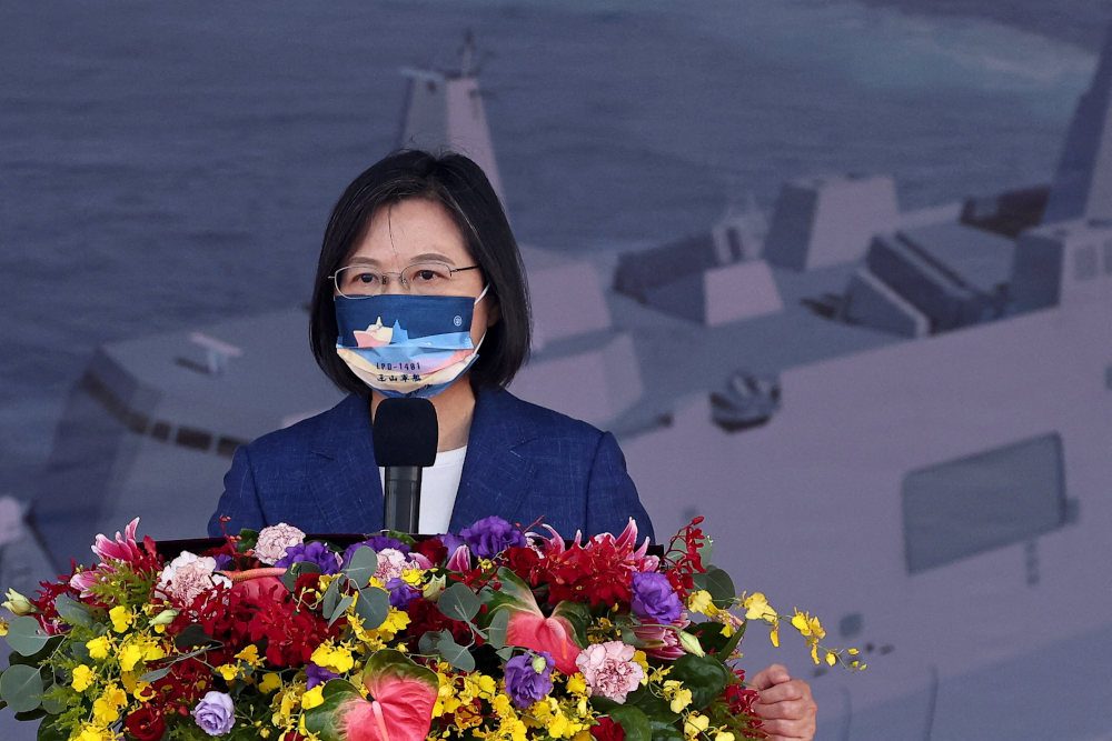 Taiwan tells China that armed confrontation ‘absolutely not an option’
