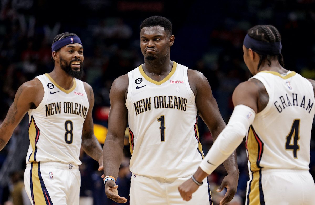 Zion Williamson ‘doing fine’ after exiting Pelicans game due to ankle soreness