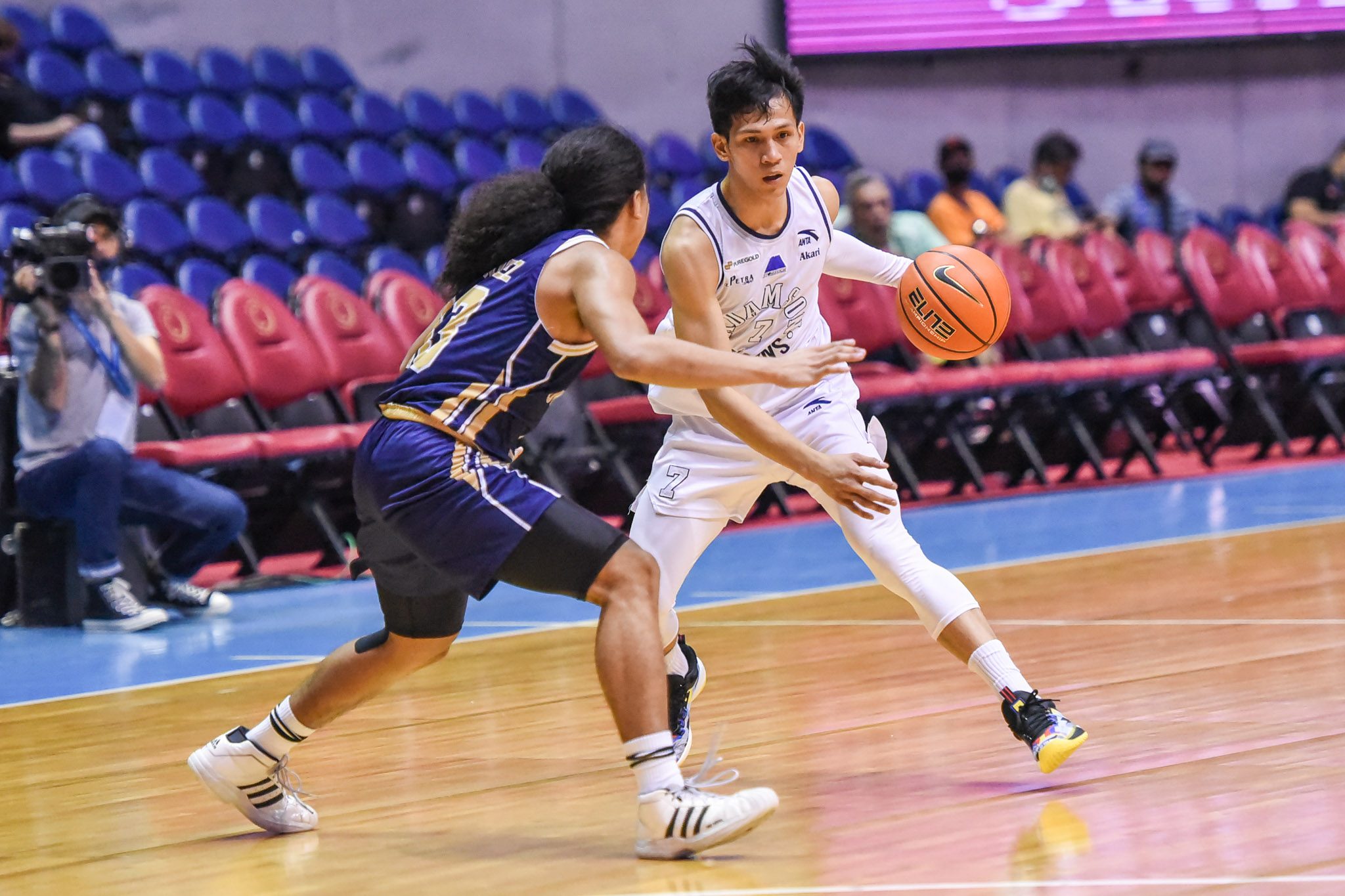 Lastimosa sinks game-winner as Adamson escapes NU to stay in Final Four race