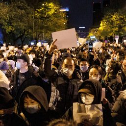 Clashes in Guangzhou as China tries to quell COVID-19 protests