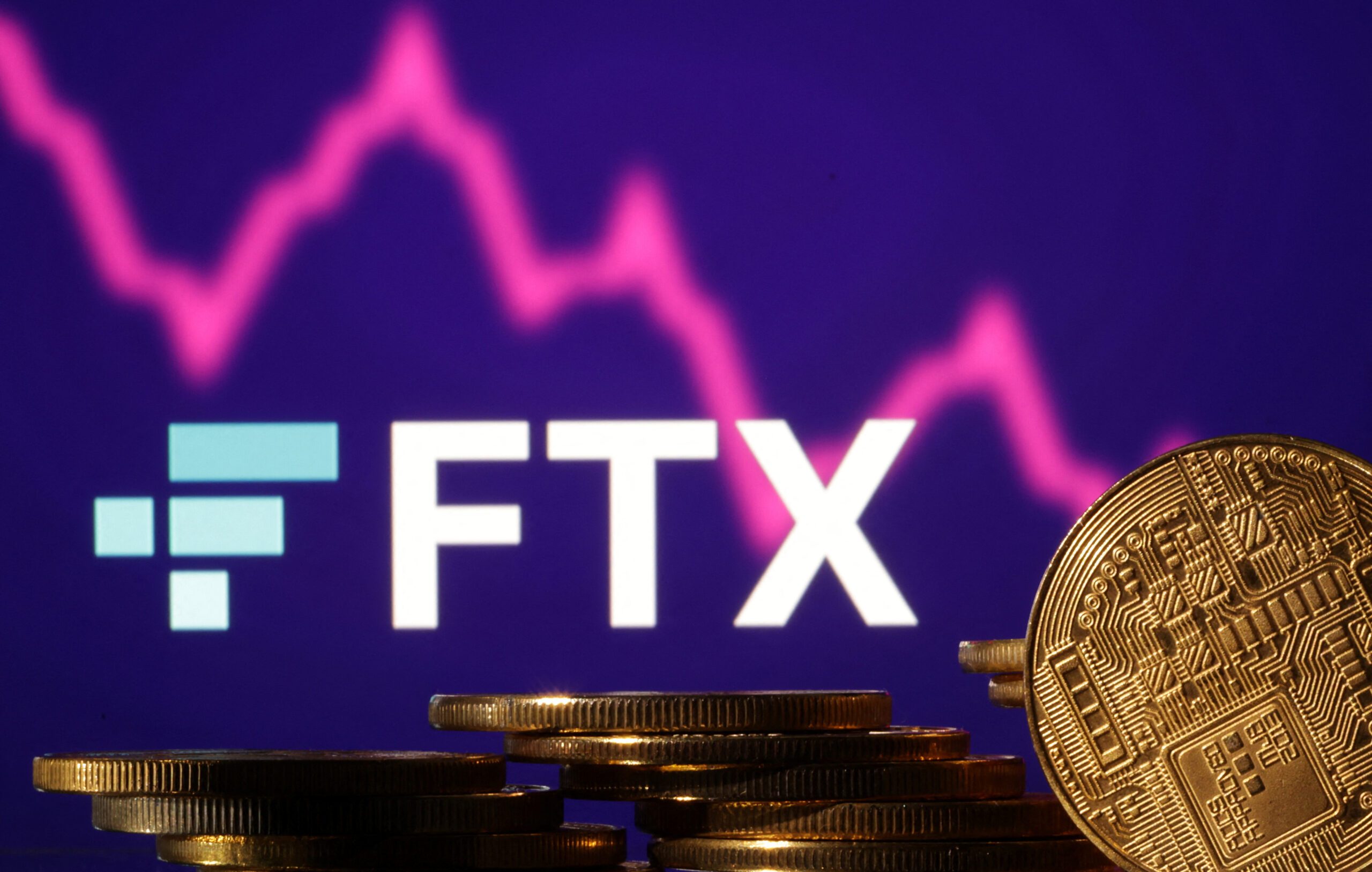 Behind crypto exchange FTX’s fall, battling billionaires and a failed bid to save crypto