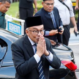 Malaysia’s former ruling bloc may back Anwar in PM race