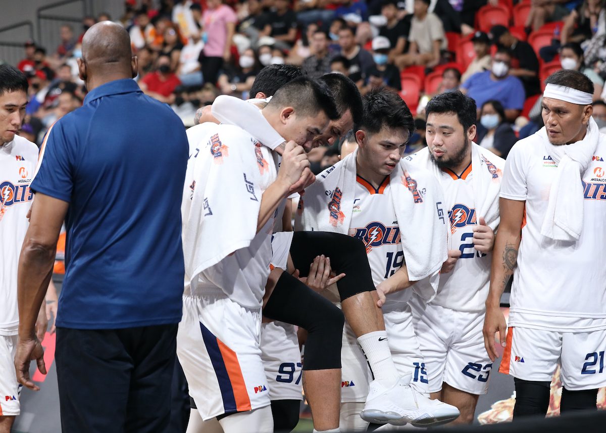 Black expecting injured Almazan to miss time as Meralco faces crucial stretch