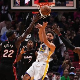 Jimmy Butler, Heat pull away late to top Warriors