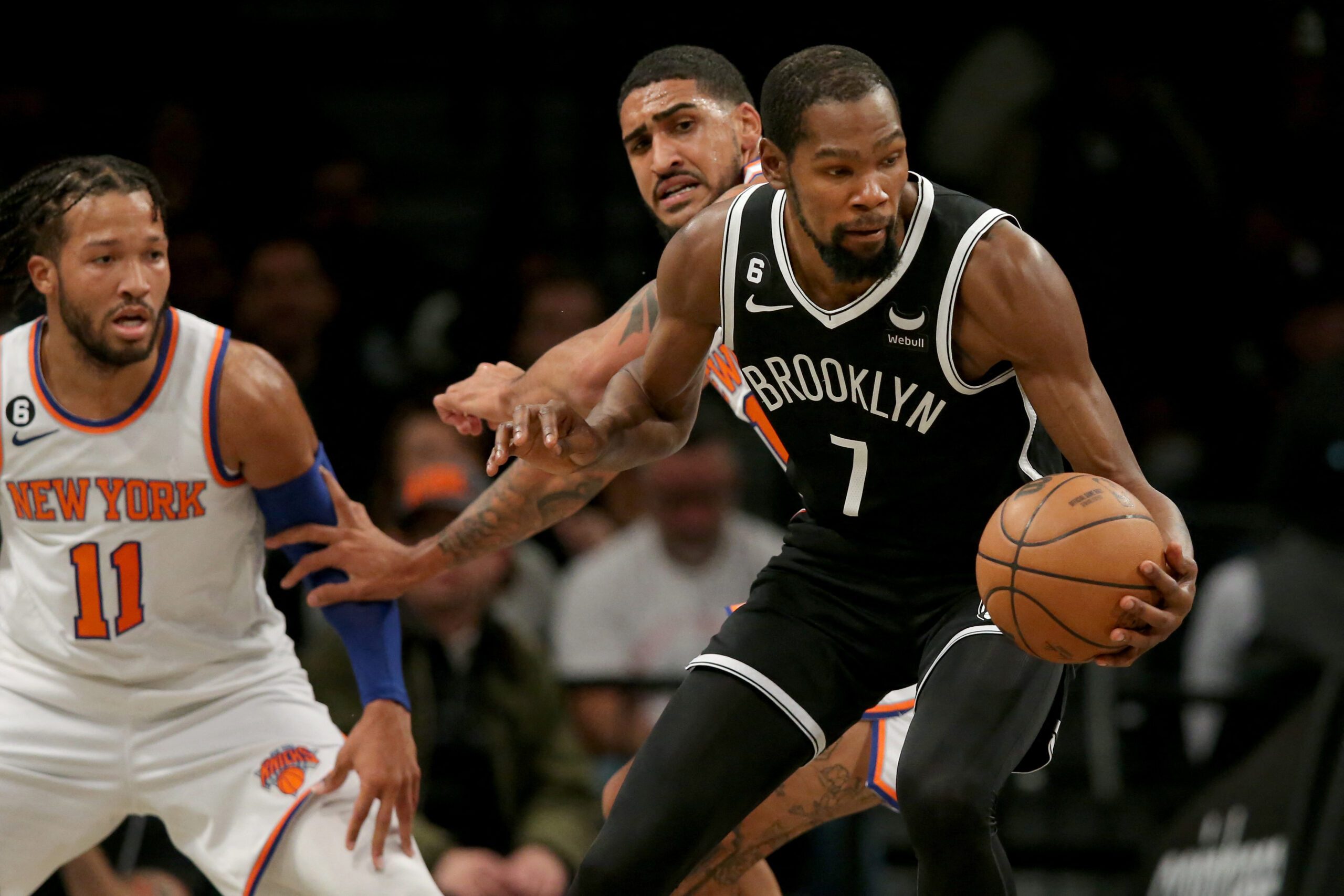 Kevin Durant triple-double leads Nets to blowout over Knicks