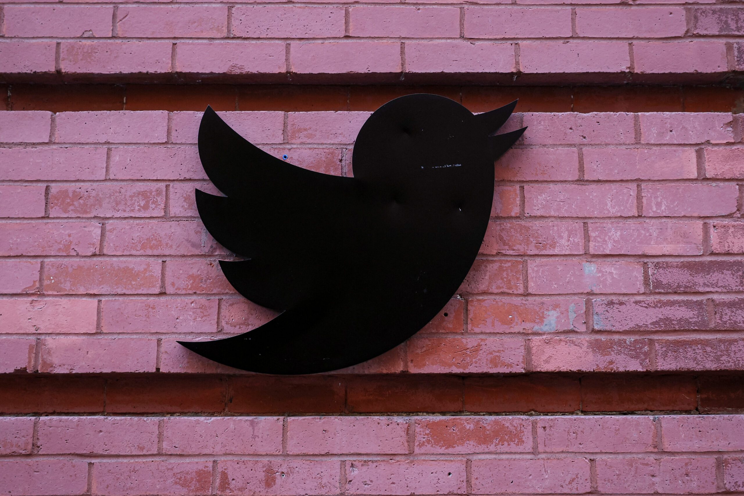 Crown Estate sues Twitter over alleged rent arrears for UK HQ