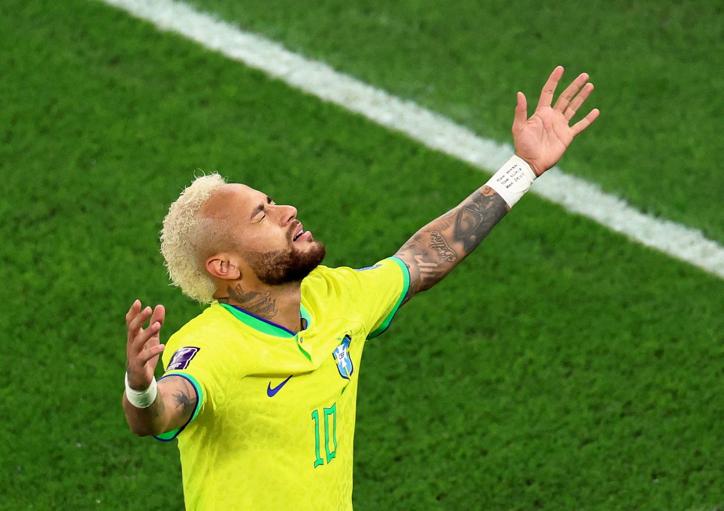 2022 World Cup: Neymar Convert Penalty Kick Goal vs. South Korea