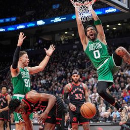 Tatum, Brown-led Celtics edge Raptors, win 16 of last 18