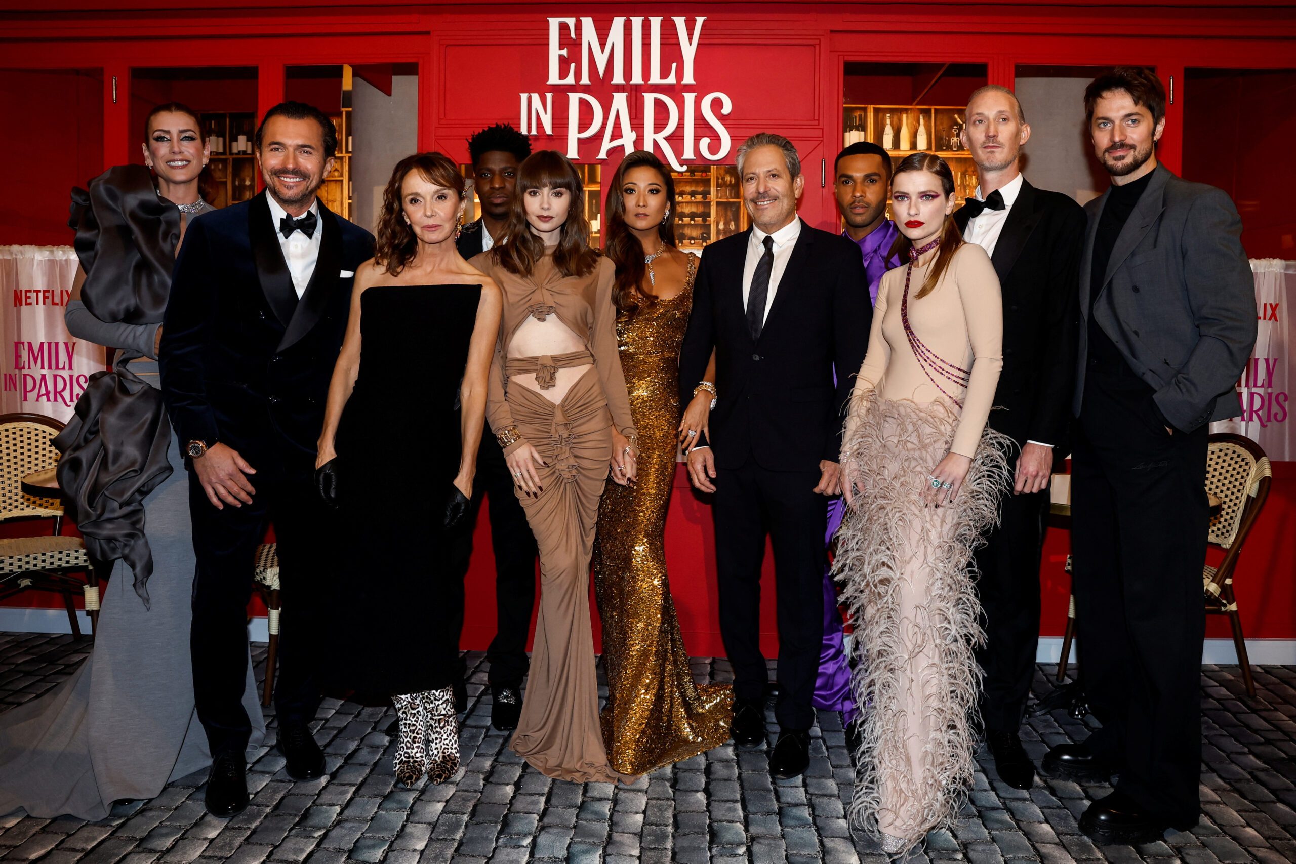 Fakty Miami Netflix’s ‘Emily in Paris’ embraces French life in new season