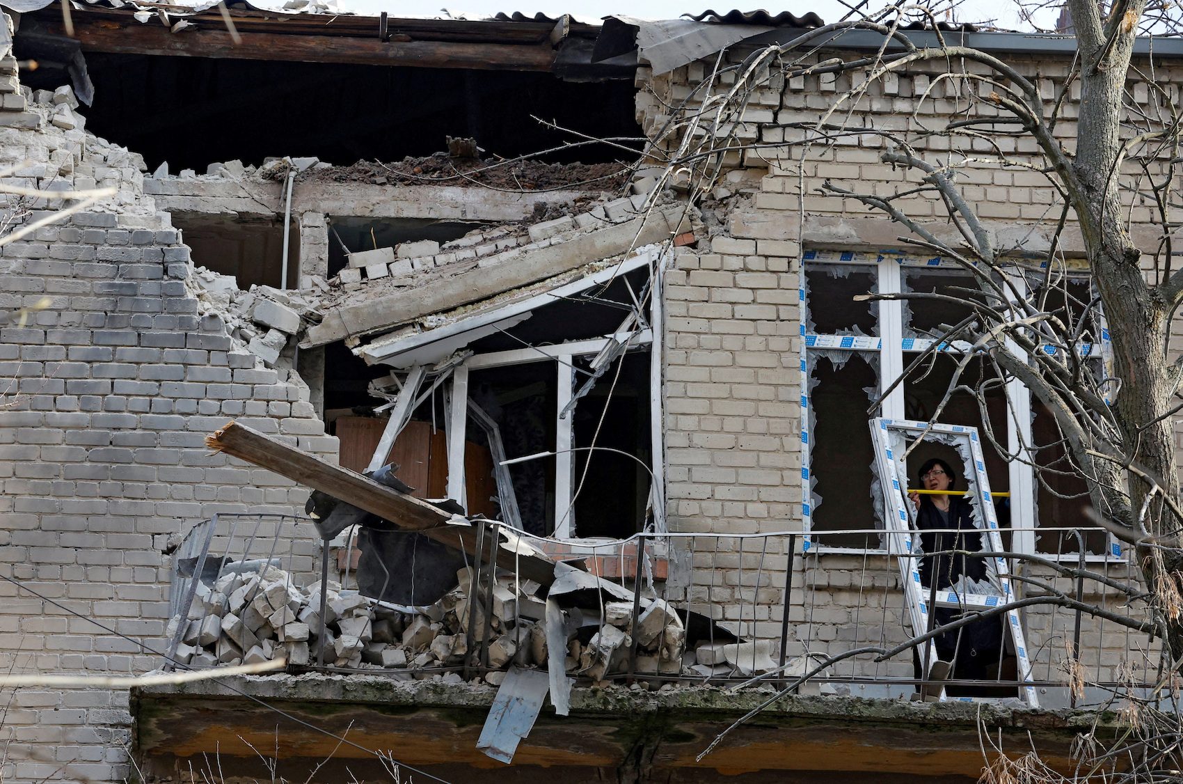 Russia fires scores of missiles in one of its biggest attacks on Ukraine