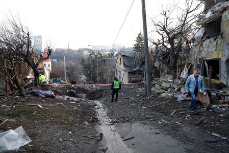 Russian missiles strike Kyiv on New Year’s Eve, at least 1 dead – officials