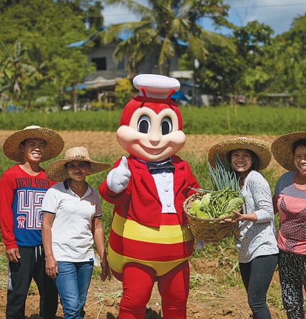 How Jollibee is helping farmers recover from pandemic