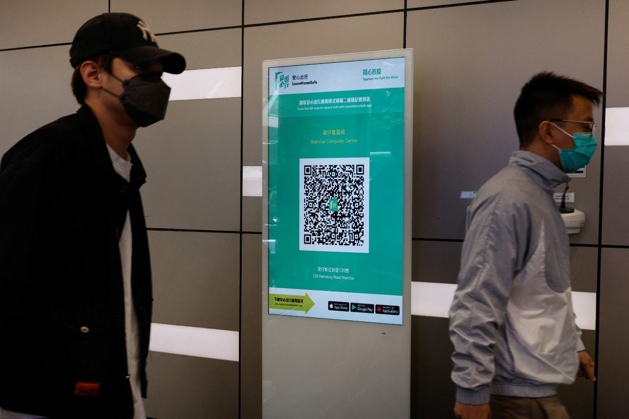 Hong Kong drops curbs on incoming travelers, scraps COVID app