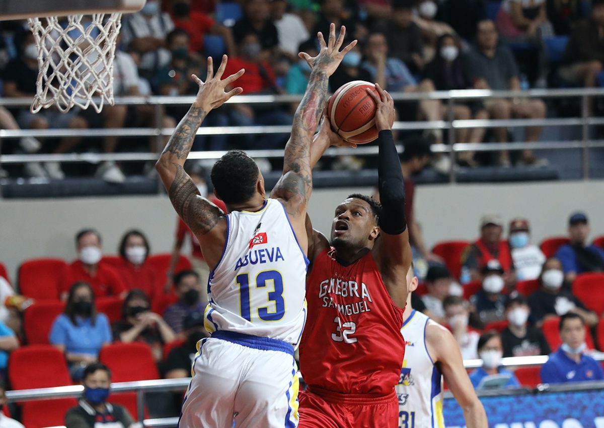Brownlee joins 5,000-point club as Ginebra drubs Magnolia, closes in on finals