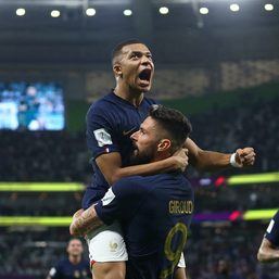 Record Giroud, sublime Mbappe send France into quarters with Poland win