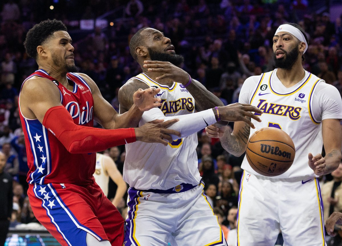 After Lakers’ wild comeback, Sixers prevail in OT