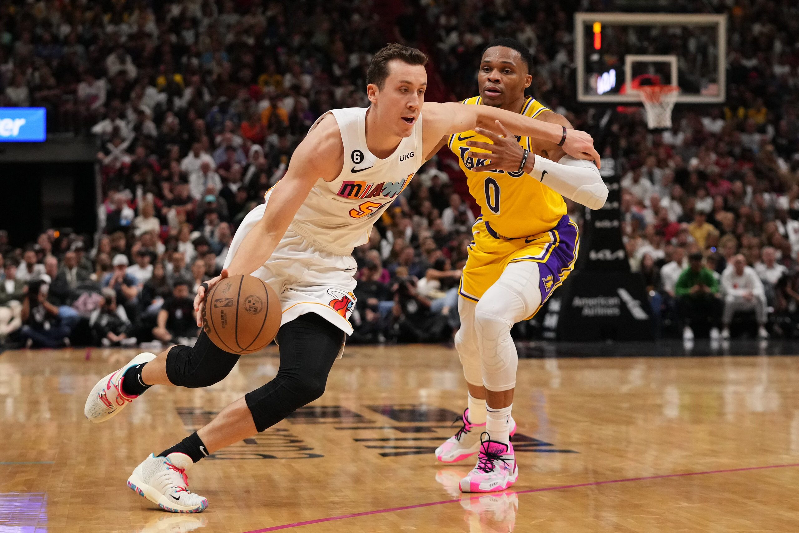 Heat bank on balanced attack over struggling Lakers