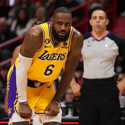 LeBron James’ dissatisfaction looms over Lakers-Hawks matchup