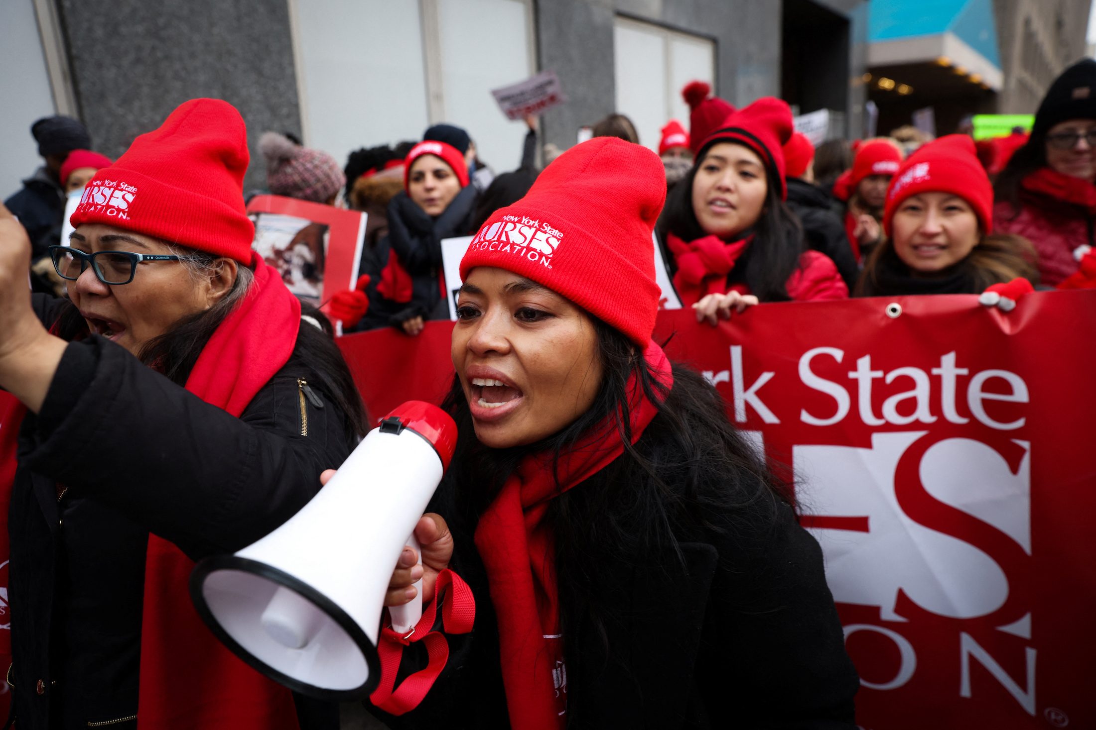 New York nurses end strike after reaching deals with hospitals on staffing