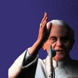 [Newsstand] The paradoxical pope