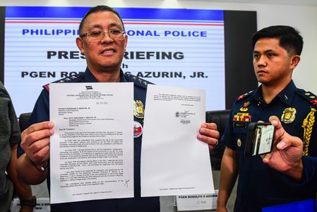 Heeding Abalos’ appeal, PNP chief Azurin submits courtesy resignation