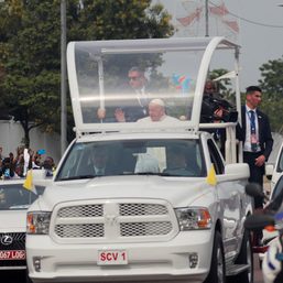 Huge crowds welcome Pope Francis to Congo for start of Africa trip