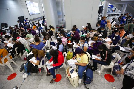 In privilege speech, lawmaker laments crowded gov’t shelters for OFWs