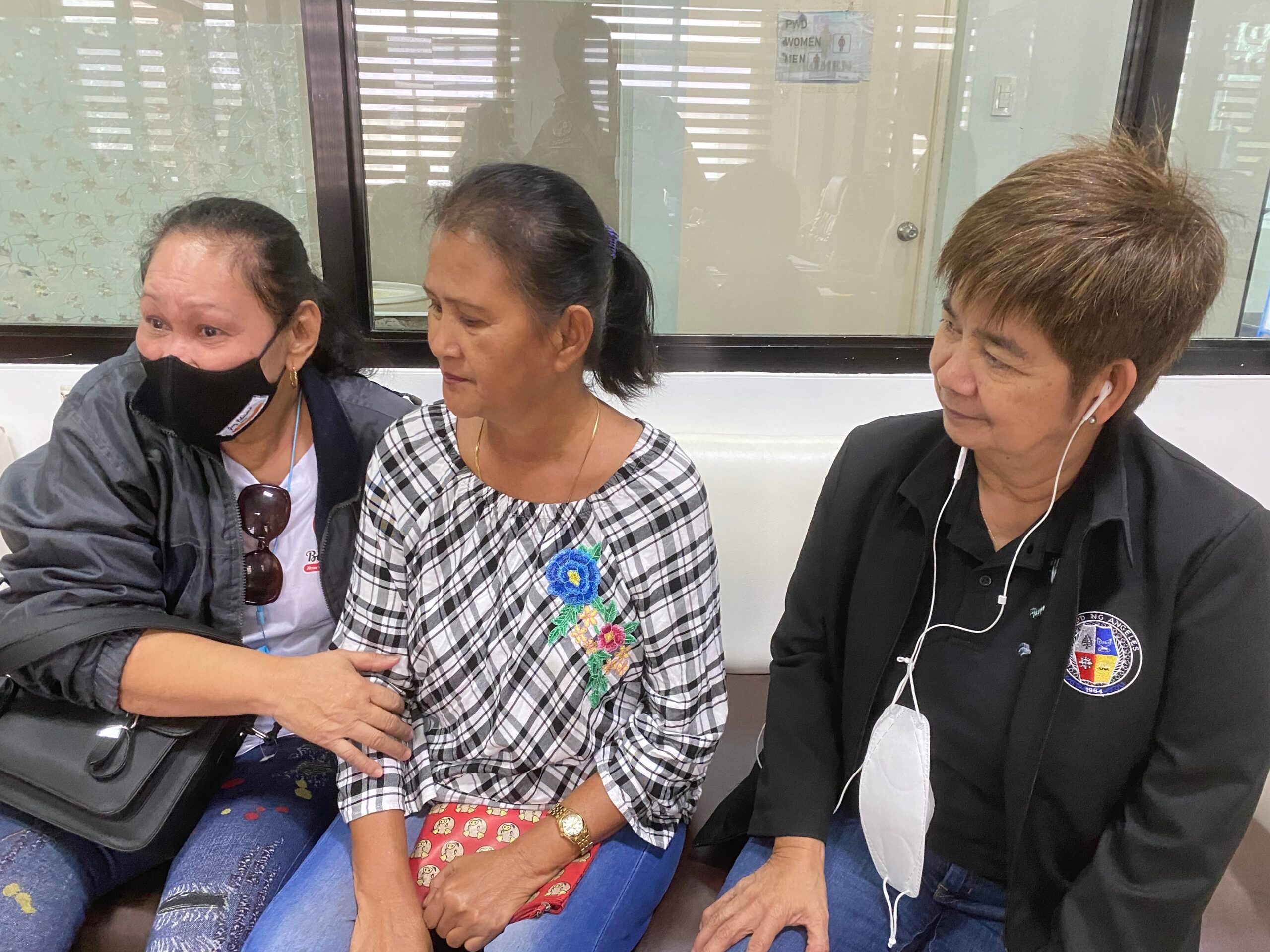 Angeles City reunites lost elderly woman with family in Aklan